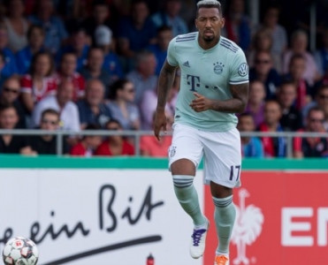 Bavariya'nın futbolçusu qəzaya düşdü - FOTO