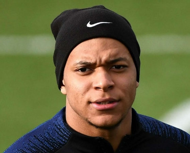 Mbappe dələduzluqla üzləşdi