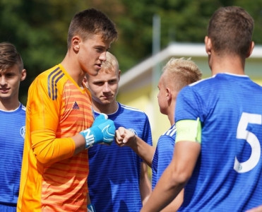 Mançester Yunayted 16 yaşlı qapıçı aldı