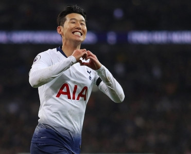 Son hərbi xidmətə başladı