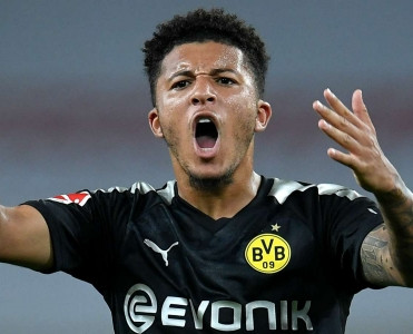 Mançester Yunayted onunla razılaşdı