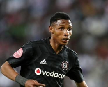 Sabah afrikalı futbolçu alır