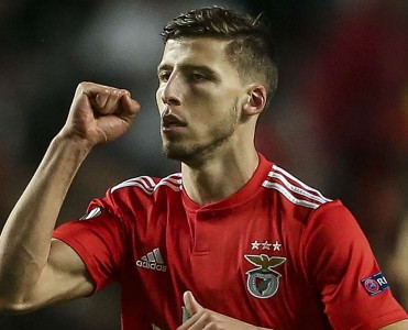 Barselona və Mançester Siti onunla danışıqlara başladı