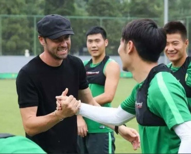 Burak Yılmaz Çin xalqından üzr istədi