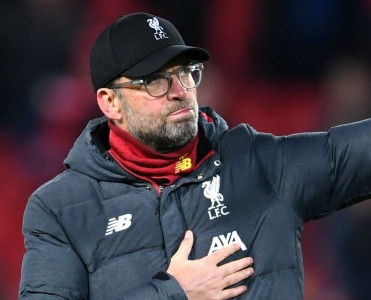 Futbolçular 5-6 yaşlı oğlanlar kimi oynayırlar - Klopp