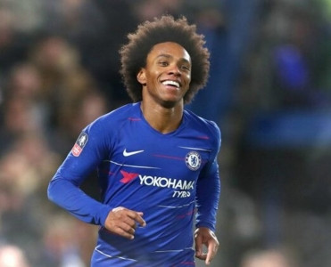 Tottenhem'dən Villian'a təklif