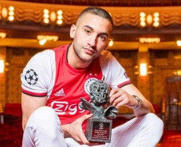 3-cü dəfə ən yaxşı oyunçu seçildi