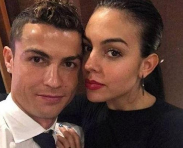 Corciana Ronaldo'nun saçını hördü - FOTO