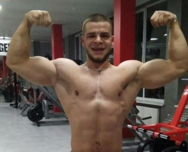 Ukrayna çempionu intihar etdi