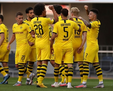 Borussiya'dan darmadağın