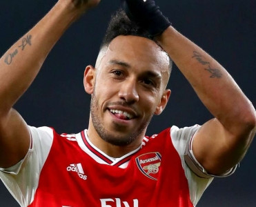 Arsenal'dan Obameyanqa yeni müqavilə təklifi