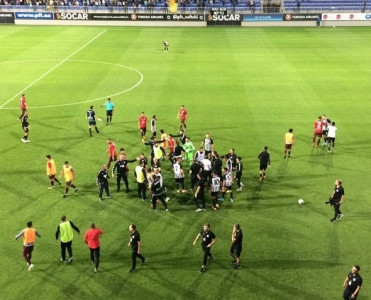 Azərbaycanda futbol hakimi davaya müdaxilə etməyəcək