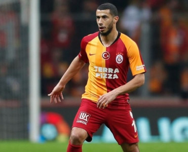Qalatasaray'ın futbolçusu komandadan ayrılır