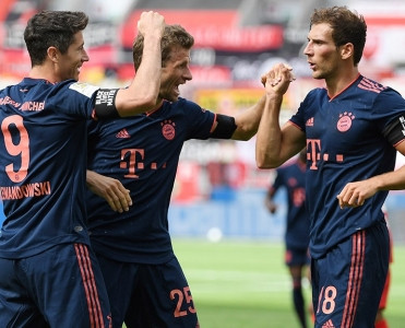 Müller Bundesliqanın rekordçusu oldu