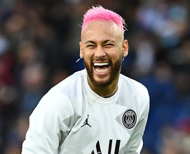 Neymarın şəxsiyyət vəsiqəsi oğurlandı