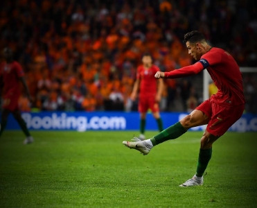 Final mərhələsinin ən yaxşı qolları açıqlandı - VİDEO