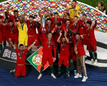 Portuqaliya millisinin 5 futbolçusu rəmzi komandada- SİYAHI