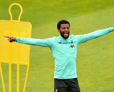 Liverpul onunla  danışıqlar aparır