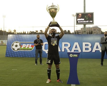 Özümü Qurban Qurbanova borclu hiss edirəm