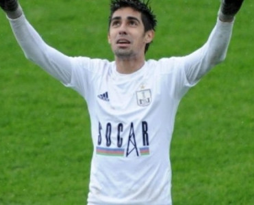 Azərbaycanda insanlar mənə başqa cür baxırdılar