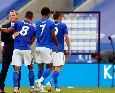 Lester və Mançester Yunayted'dən qələbə