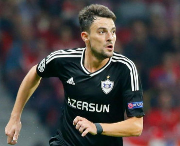 Qarabağ onunla yollarını ayırdı