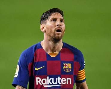 Messi klubunda xoşbəxt deyil