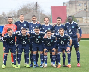 Azərbaycanlı futbolçu Gürcüstanda rəmzi 11-likdə + FOTO