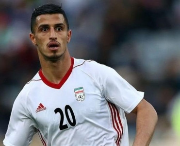 Neftçi'dən iranlı futbolçuya təklif