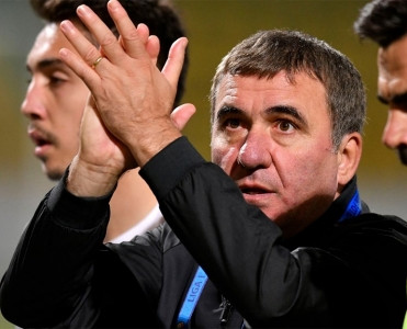 Hacı baş məşqçi vəzifəsindən ayrıldı