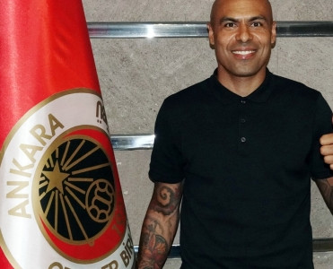 Super Liqa klubunda yeni baş məşqçi