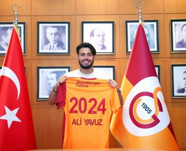 Qalatasaray'da yeni müqavilə