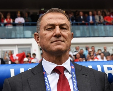 De Byazi Bakıya gəldi