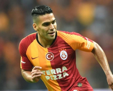 Falkao Qalatasaray'dan ayrılacaq?