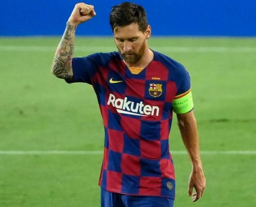 Messi məşqə sarğı ilə çıxdı