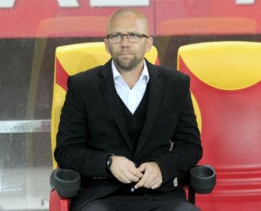 Sileks'in fikri Qarabağ'la oyundadır -  Sterjovski