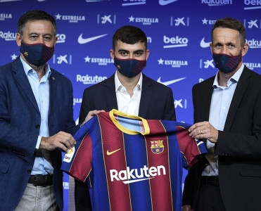 Barselona'dan ilk transfer