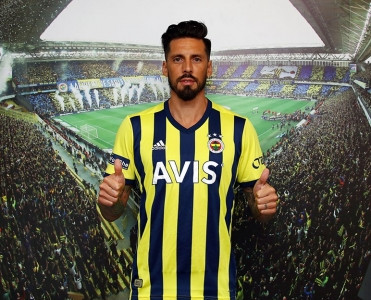 Fənərbaxça'dan daha bir transfer