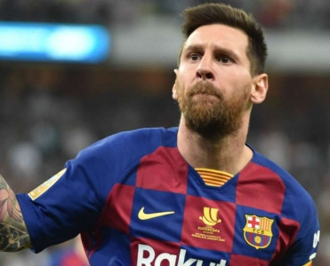 Messi bazada yox, evdə koronavirus testindən keçdi