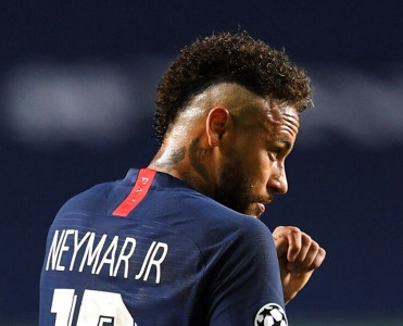 Neymar koronavirus'dan sağaldı