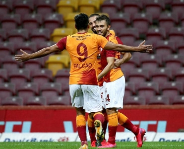 Qalatasaray'dan inamlı qələbə