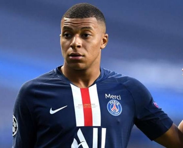 Mbappe məşqləri bərpa etdi