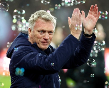 Vest Hem'in baş məşqçisi koronavirus'a yoluxdu