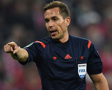 UEFA Qarabağ'ın matçını onlara tapşırdı