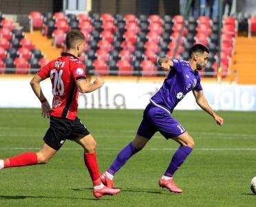 Qəbələ'dən heç-heçə, Neftçi Zirə'yə uduzdu