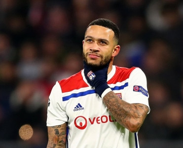 Depay Barselona'ya keçir