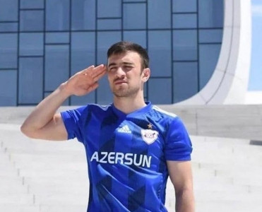 Qara Qarayevdən ordumuza maddi yardım