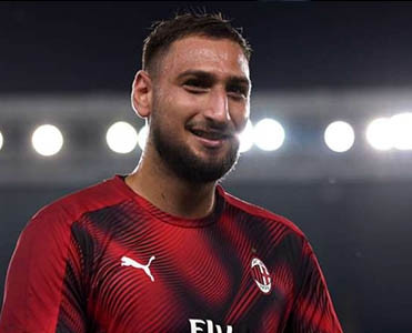 Milan Donnarumma ilə müqavilə yeniləyir