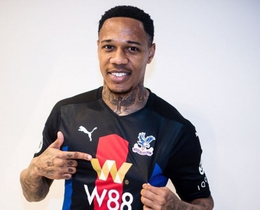 Liverpul'dan ayrıldı, sabiq klubuna qayıtdı