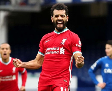 Salah Liverpul'un 100-lər klubunda